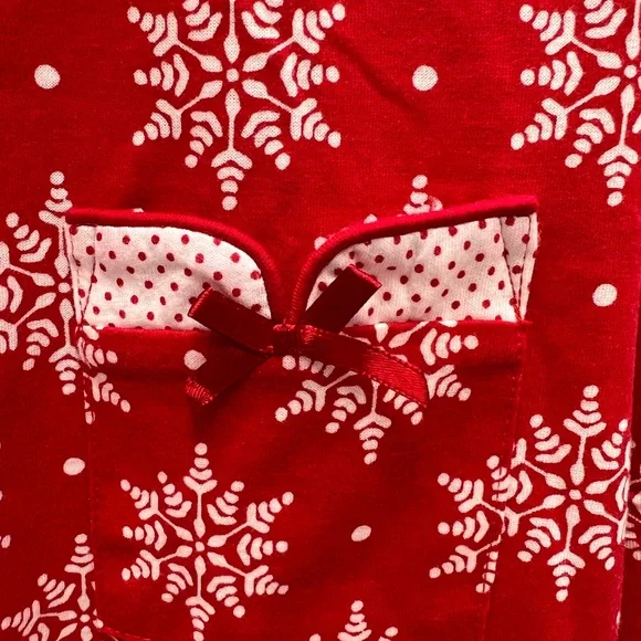 Laura Ashley Red Snowflake Pajama Set - Picture 1 of 9